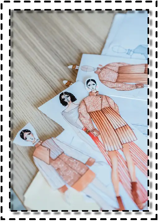 Ilustraciones de figurines de moda dibujados a mano con diseños en tonos rosados y naranjas, representando el proceso creativo en el diseño de indumentaria.